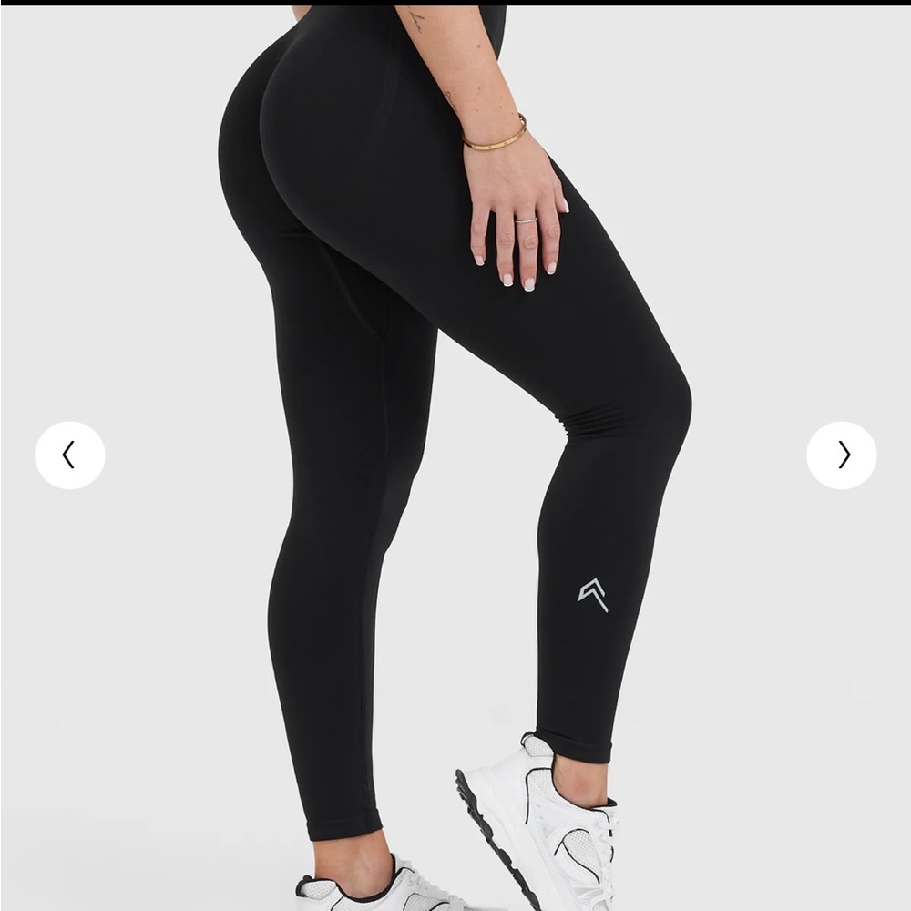 New pair black leggings